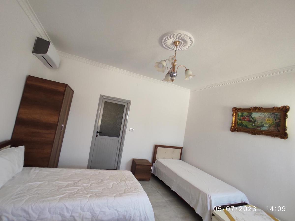 Guest House Pashollari Berat Exterior foto
